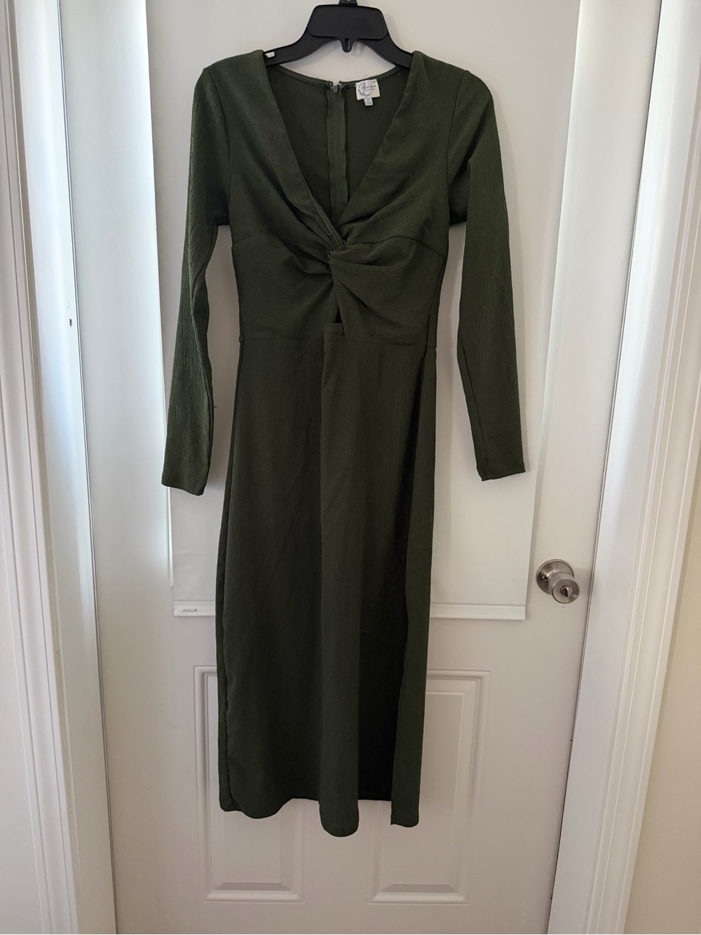 Francesca's Collections Olive Green Twist-Front Long Sleeve Midi Dress